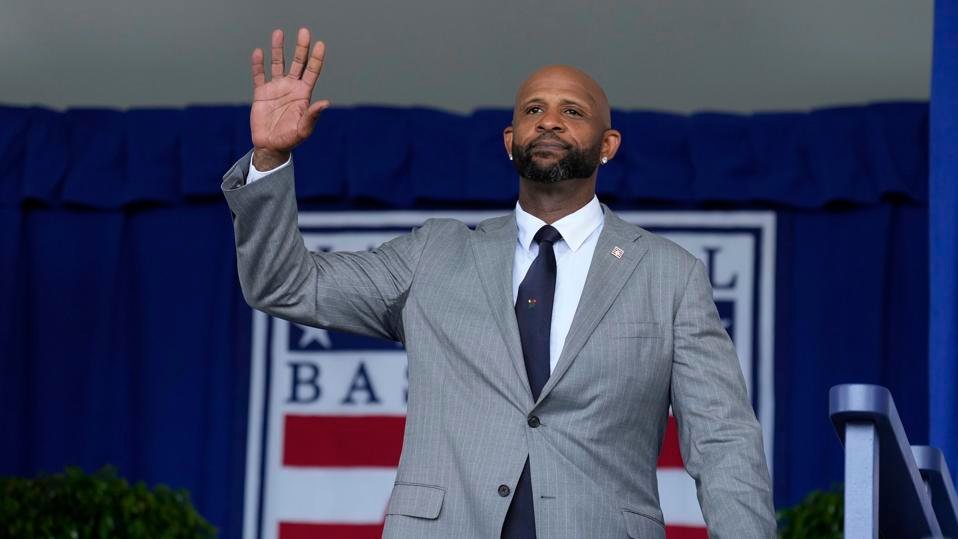 CC Sabathia homenageia mulheres da família em discurso de posse no Hall da Fama - Imagem do artigo original