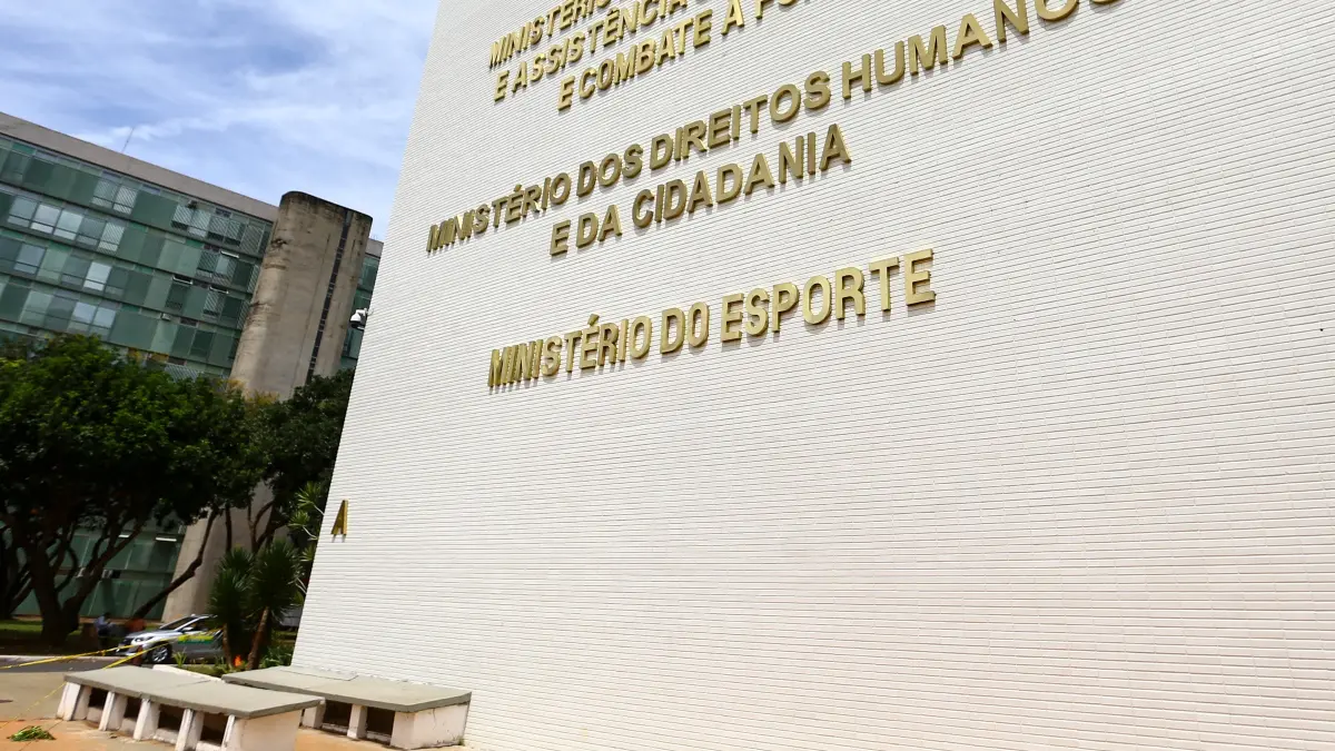 PF cumpre 16 mandados por suspeita de desvio de emendas em três estados e no DF - Imagem do artigo original