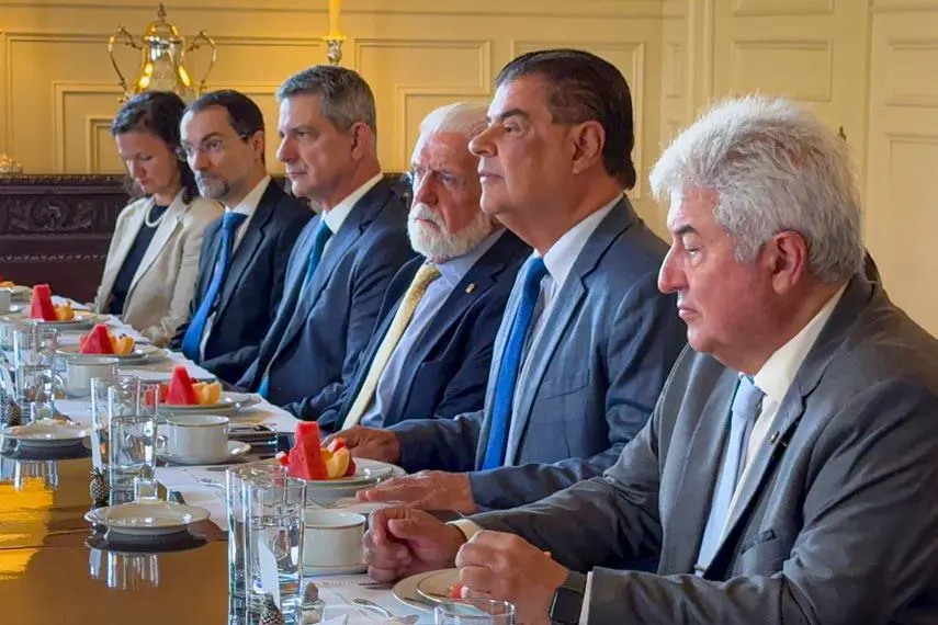 Viagem de senadores aos EUA para tratar de tarifas já soma R$ 500 mil - Imagem do artigo original