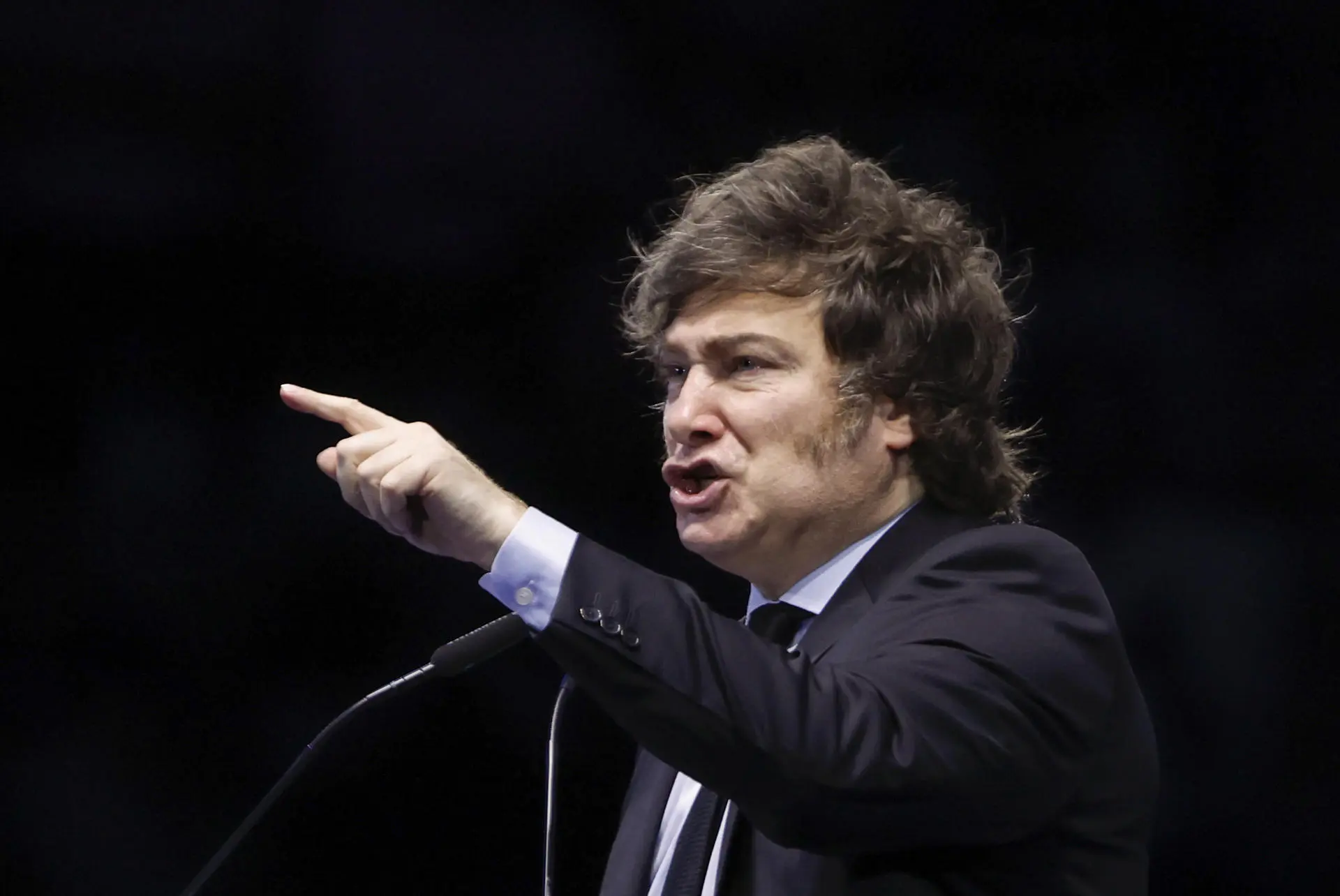 Governo Milei amplia alíquota previdenciária de clubes de futebol na Argentina - Imagem do artigo original