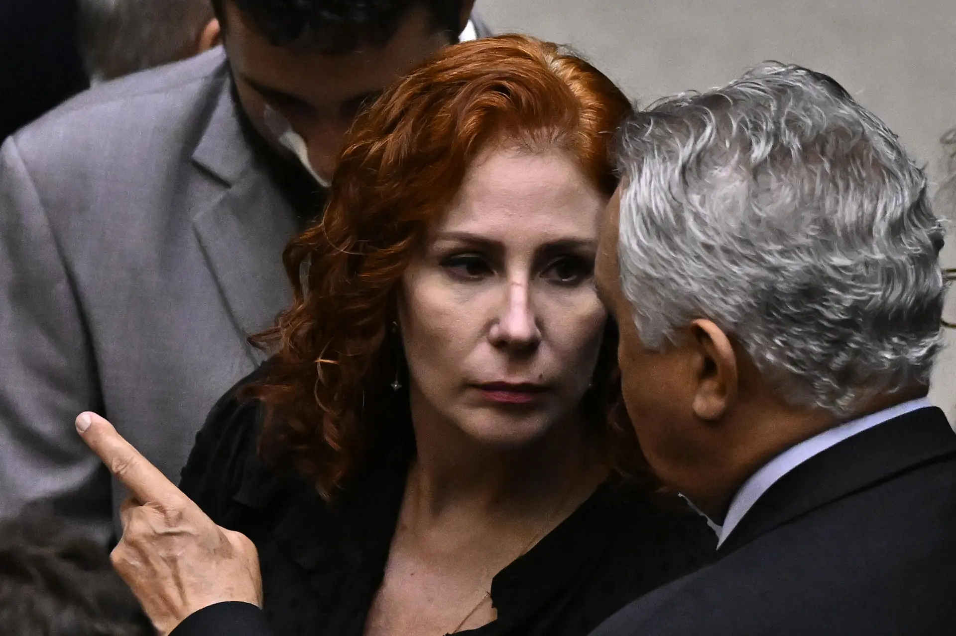 Veículos italianos repercutem prisão de Carla Zambelli em Roma - Imagem do artigo original