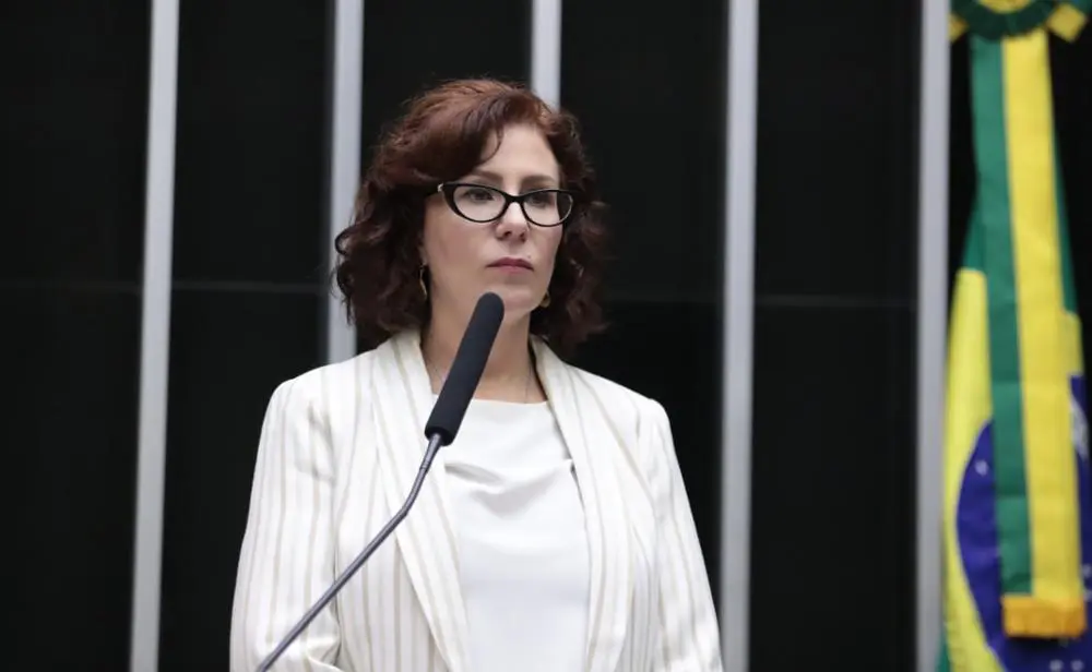 Autoridades italianas definem próximos passos após prisão de Carla Zambelli - Imagem do artigo original