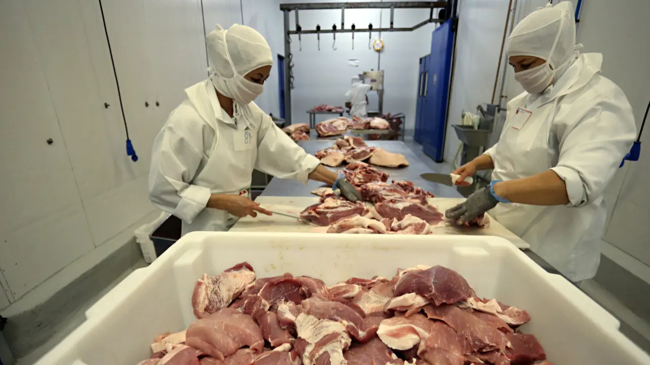Marfrig interrompe produção de carne para os EUA em Várzea Grande (MT) - Imagem do artigo original