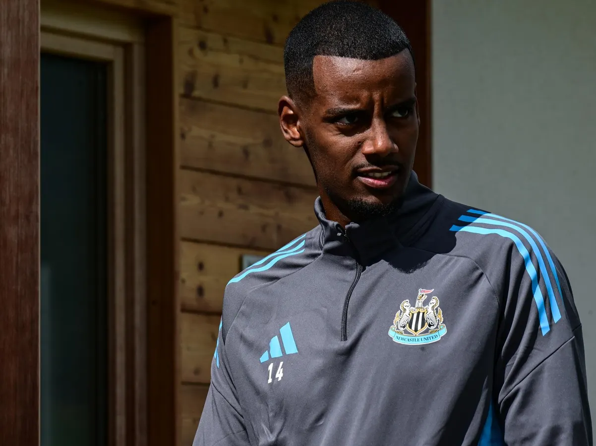 Arsenal investe US$ 200 milhões em seis reforços enquanto Liverpool se aproxima de Alexander Isak - Imagem do artigo