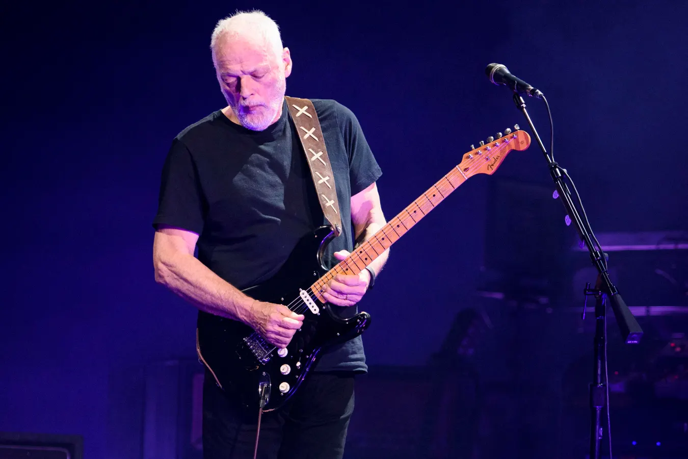 David Gilmour volta às paradas britânicas com o single “Between Two Points” - Imagem do artigo