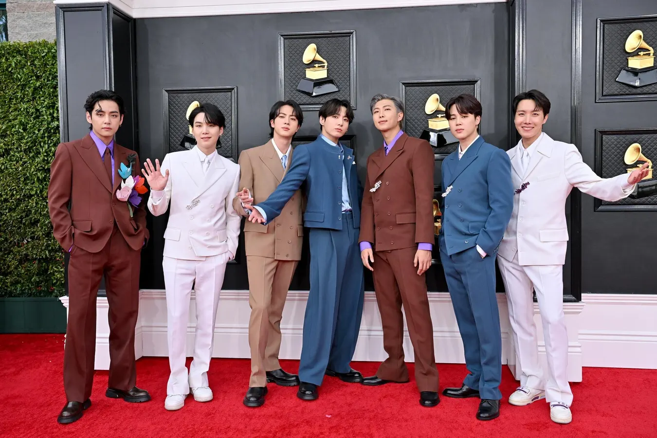 BTS ocupa todas as posições do ranking World Digital Song Sales da Billboard - Imagem do artigo
