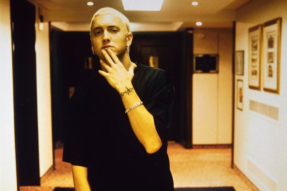 Eminem retorna às paradas da Billboard com “Lose Yourself”, “Without Me” e coletânea em alta - Imagem do artigo original