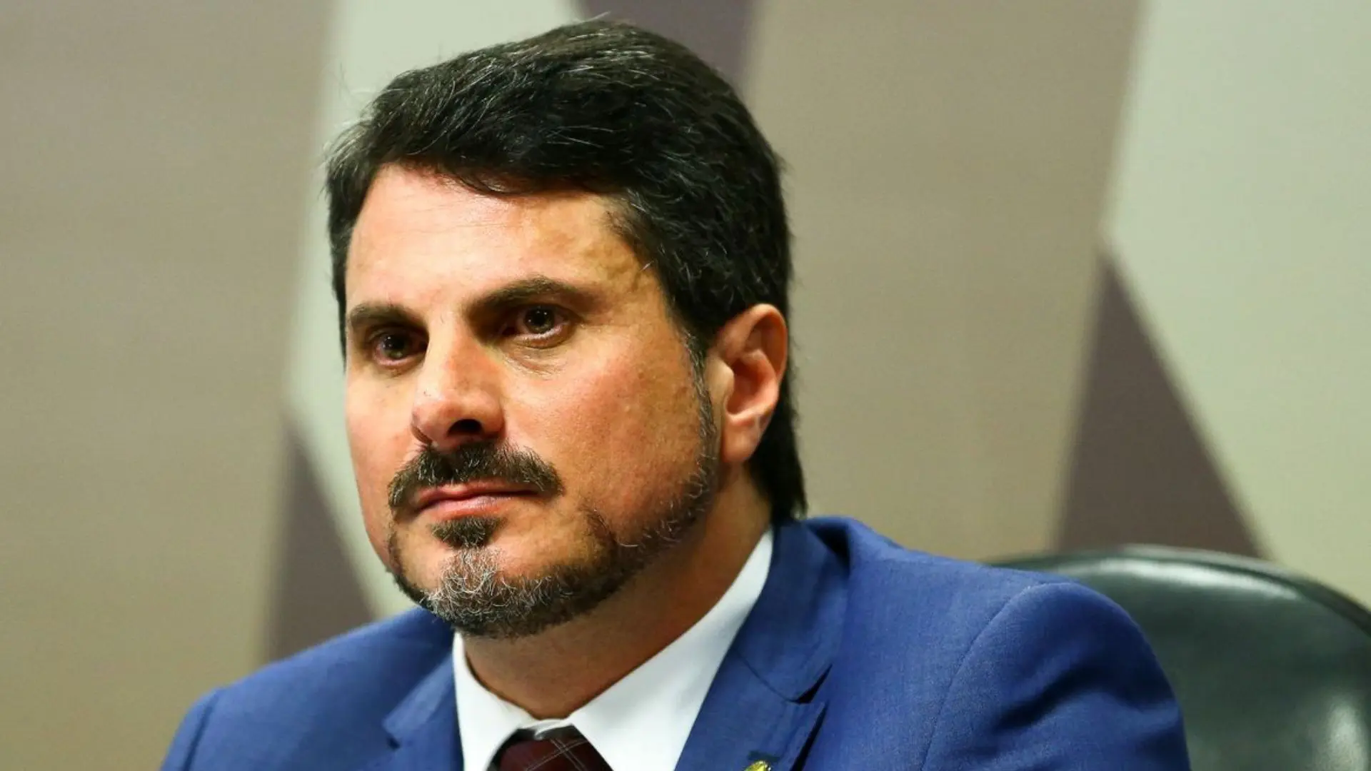 STF determina uso de tornozeleira eletrônica para Marcos do Val após descumprimento de restrição de viagem - Imagem do artigo original