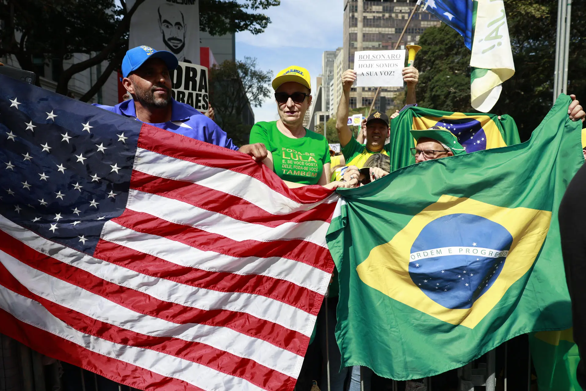Tarifa de Trump e sanções a Moraes criam tensão entre Centrão e família Bolsonaro - Imagem do artigo original