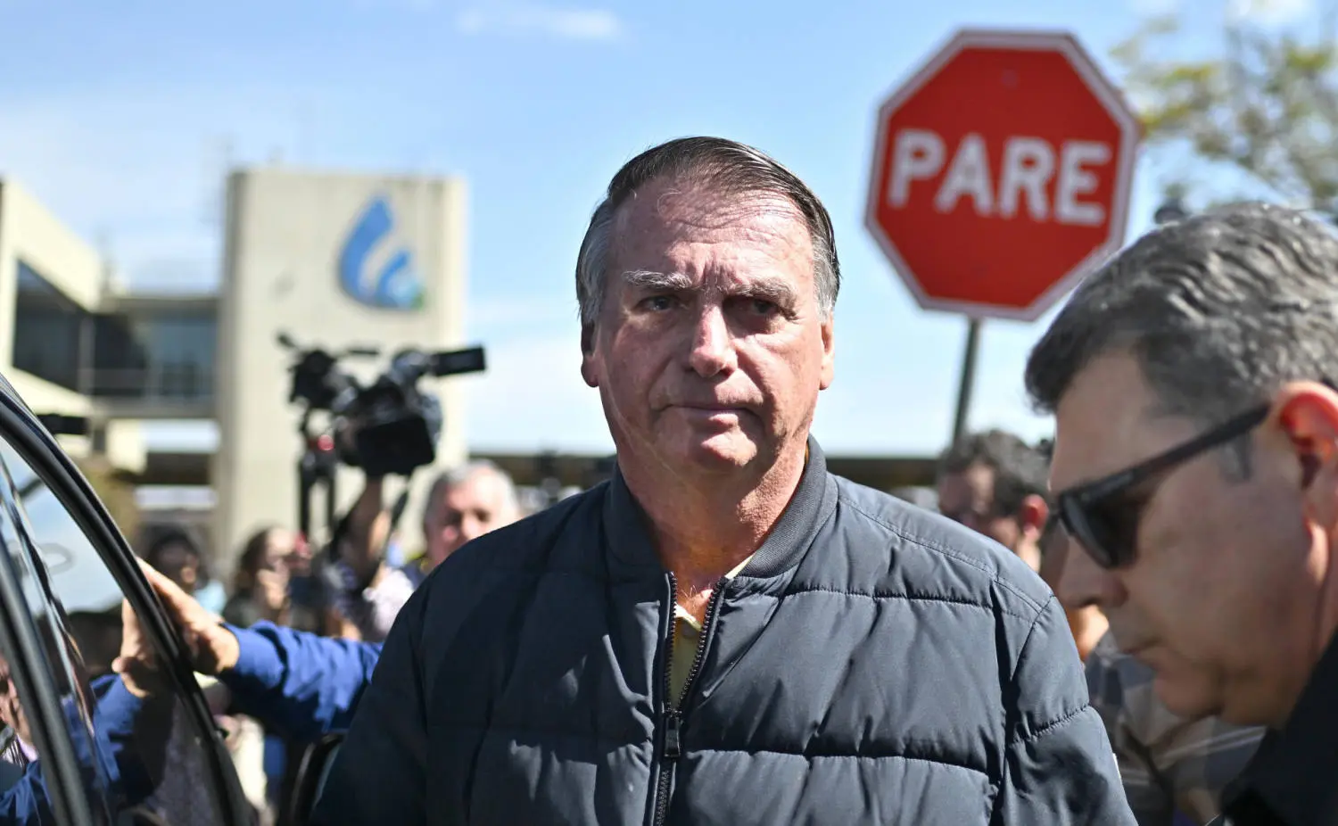 Escalada de decisões do STF leva Jair Bolsonaro à prisão domiciliar - Imagem do artigo original