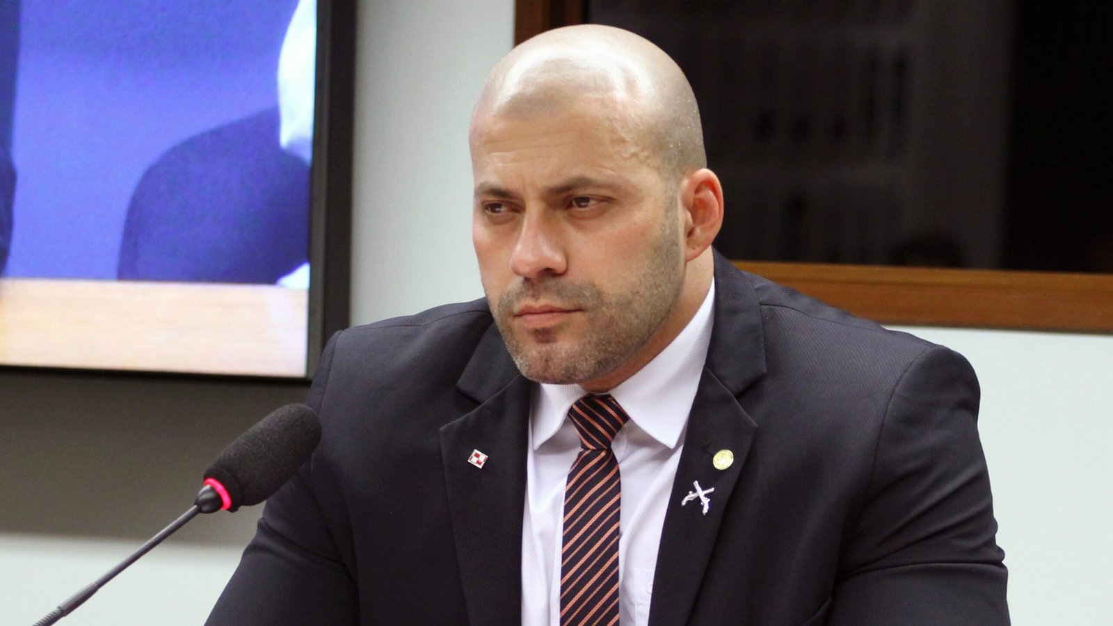 STF autoriza saídas temporárias de Daniel Silveira para fisioterapia pós-cirurgia - Imagem do artigo original