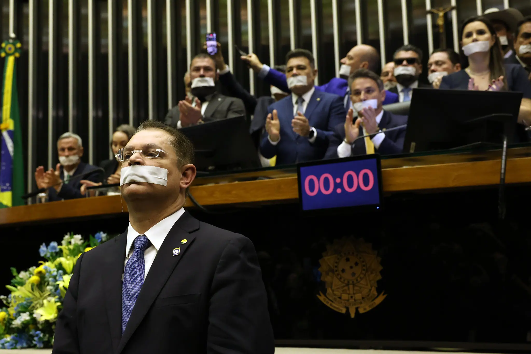 Motta e oposição travam disputa que paralisa trabalhos no Congresso - Imagem do artigo original