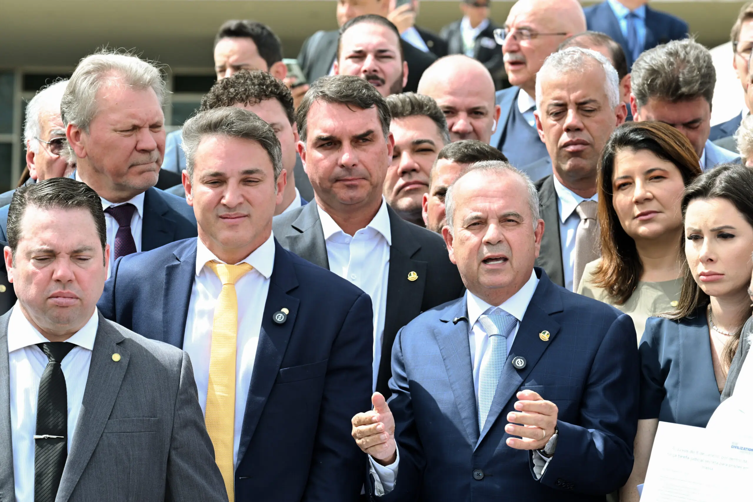 Oposição afirma ter 41 senadores favoráveis ao impeachment de Alexandre de Moraes - Imagem do artigo original