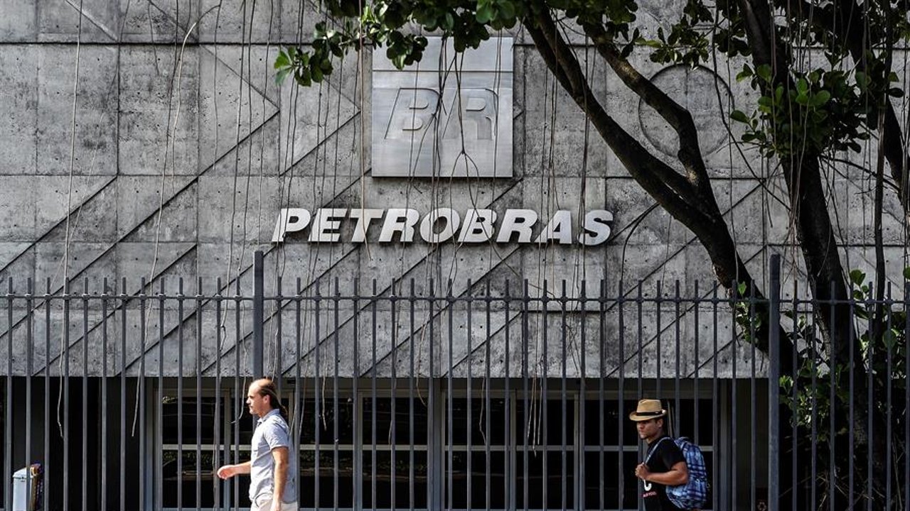 Petrobras perde quase R$ 32 bilhões em valor de mercado após balanço com dividendos menores - Imagem do artigo original