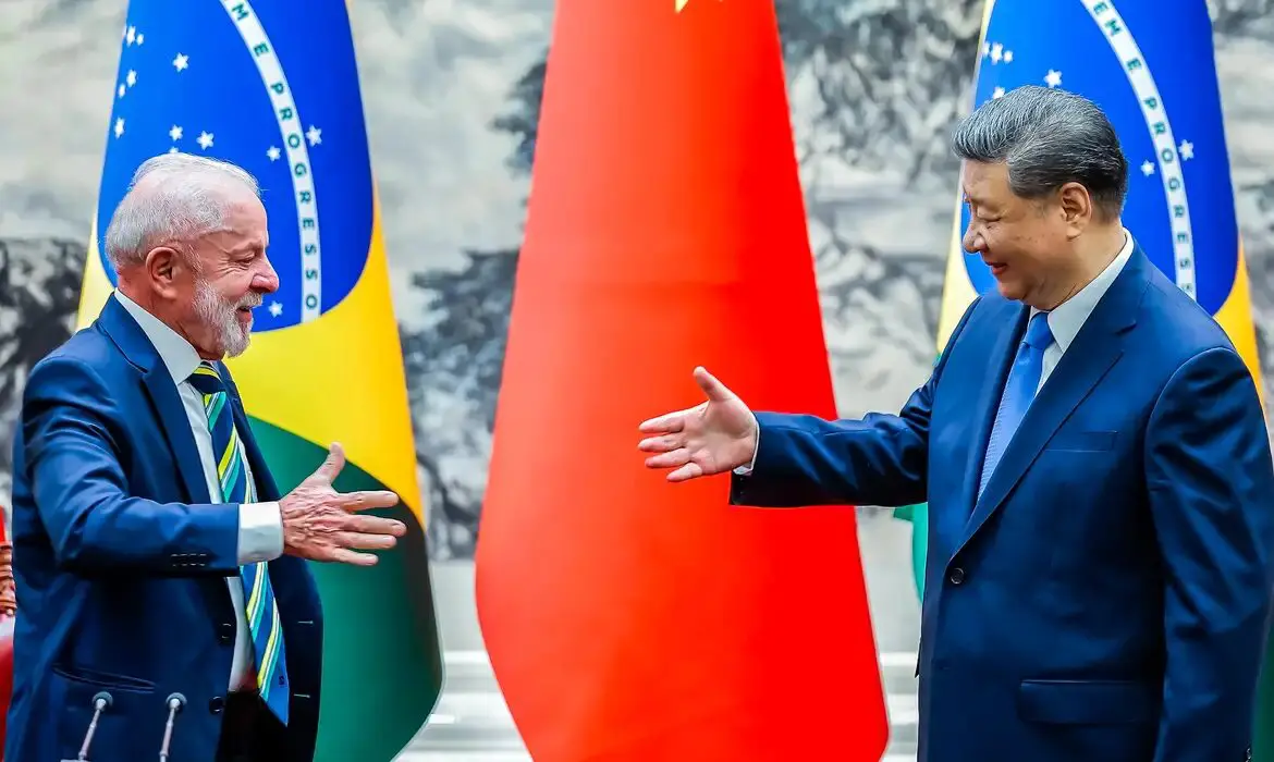 Brasil oficializa memorandos e intensifica cooperação econômica com Rússia e China - Imagem do artigo original