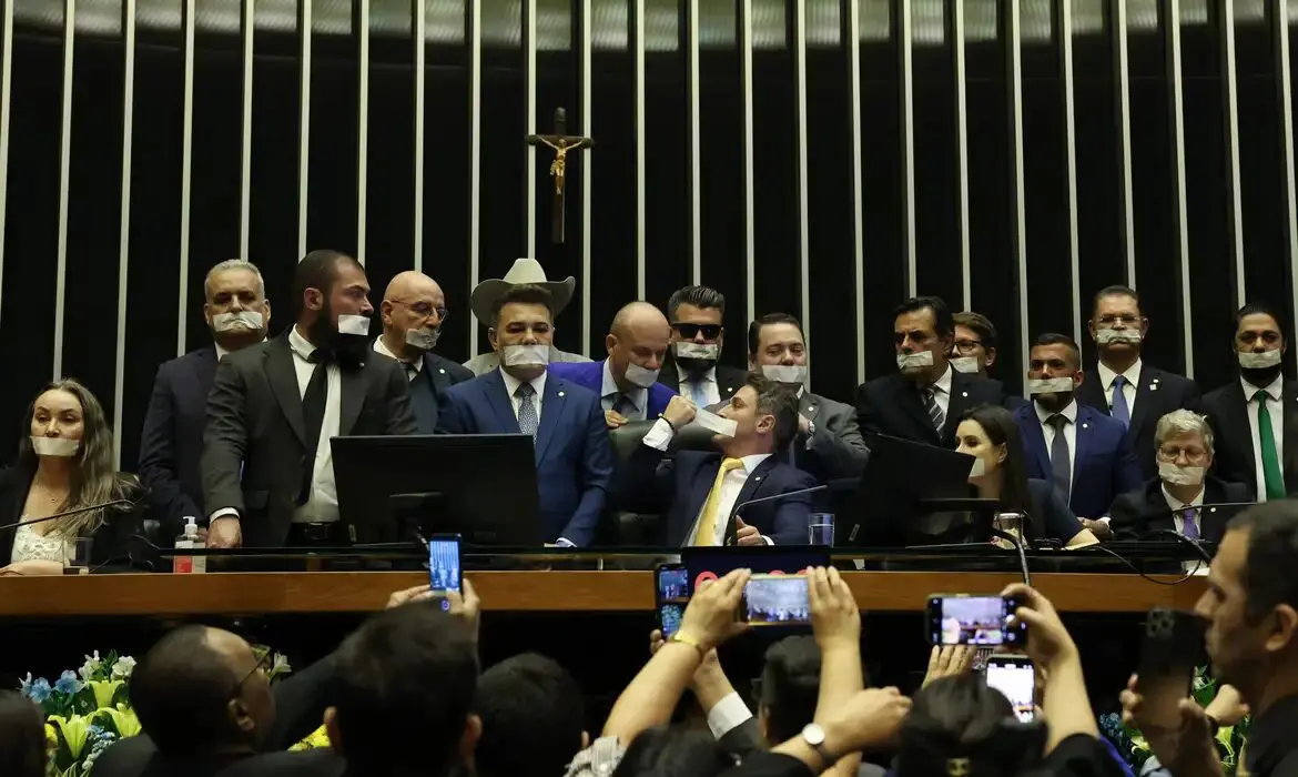 Câmara altera Regimento Interno para reduzir obstruções e acelerar votações - Imagem do artigo original