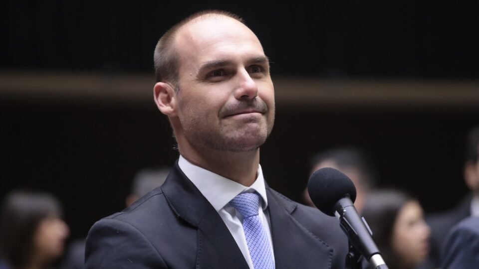 Eduardo Bolsonaro promete “ir às últimas consequências” para afastar Alexandre de Moraes - Imagem do artigo original