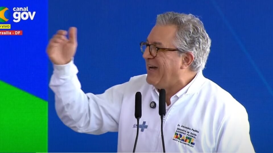 Padilha chama Donald Trump de “inimigo da saúde” e sai em defesa do Mais Médicos - Imagem do artigo original