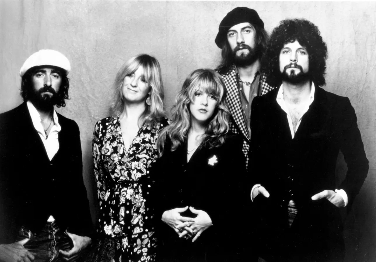 Fleetwood Mac volta ao topo das paradas de rock com “Dreams” quase 50 anos após o lançamento - Imagem do artigo
