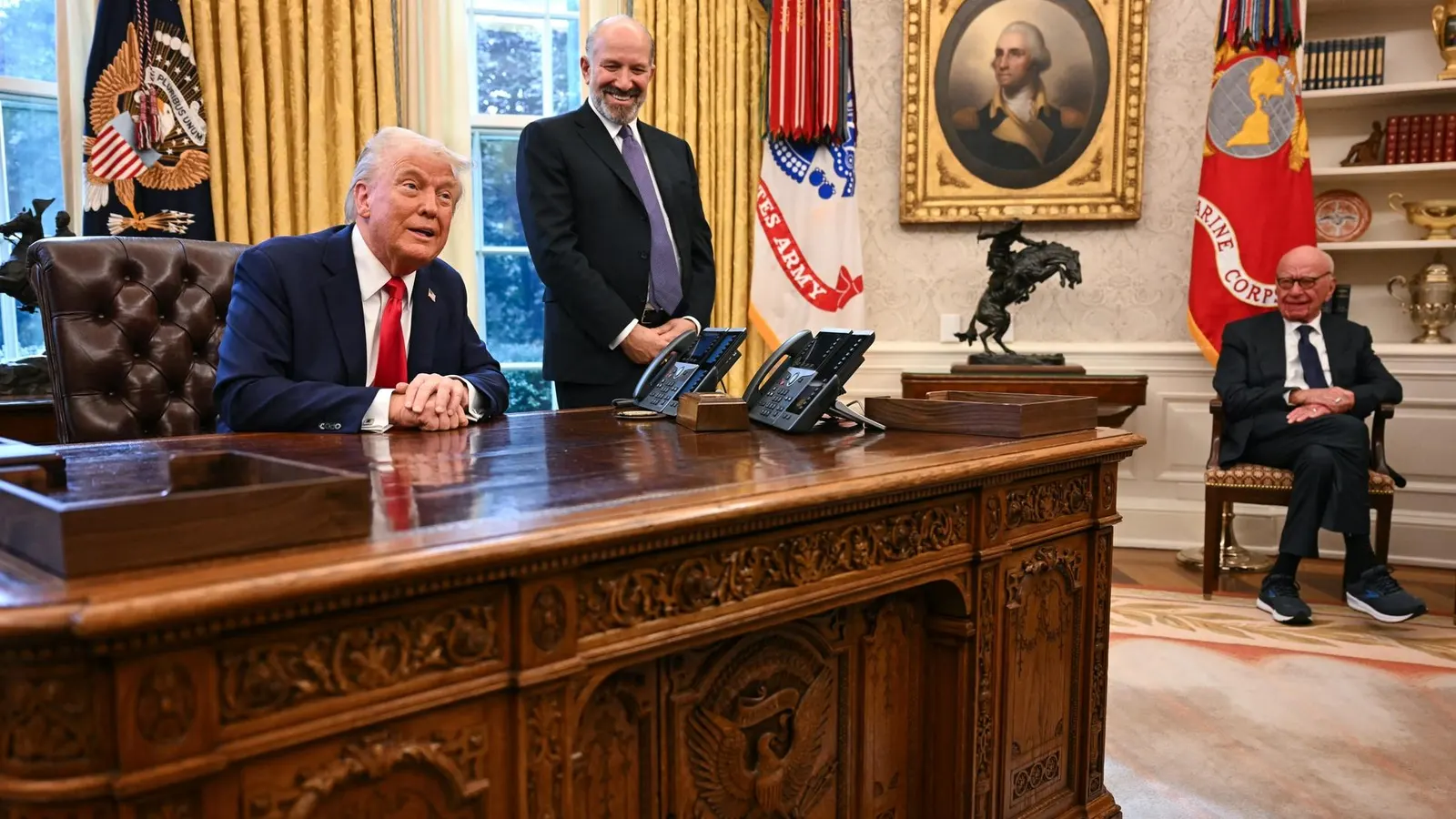 Trump e Murdoch adiam depoimento do magnata até decisão sobre pedido de arquivamento em processo de difamação - Imagem do artigo