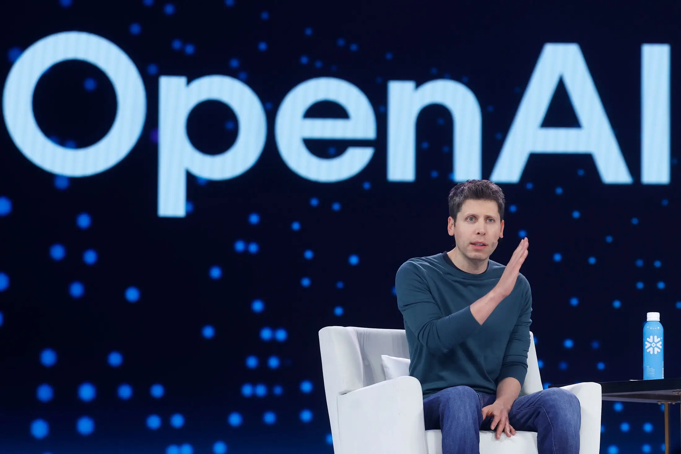 OpenAI estuda venda secundária de ações que pode elevar avaliação para US$ 500 bilhões - Imagem do artigo