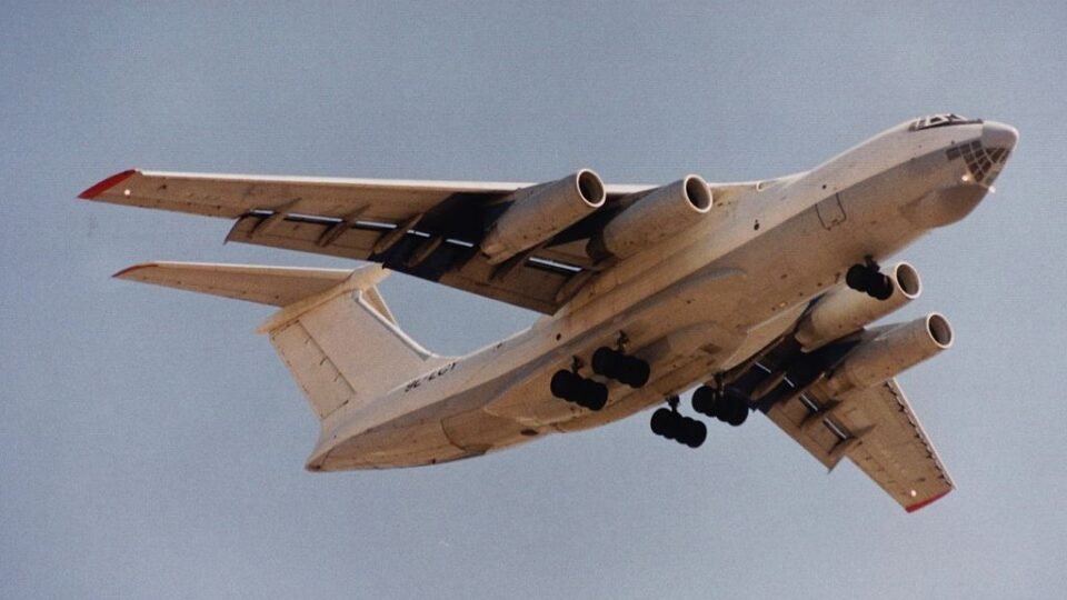 Avião russo sob sanções dos EUA faz escala no Brasil, vai à Venezuela e chega a Cuba - Imagem do artigo original