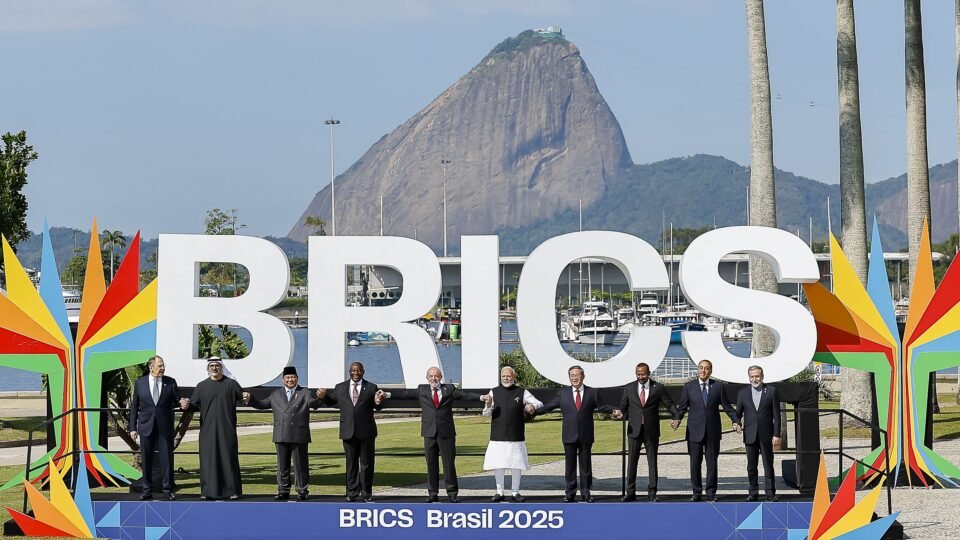 Lula vira principal voz dos Brics pela redução do papel do dólar e enfrenta reação dos EUA - Imagem do artigo original