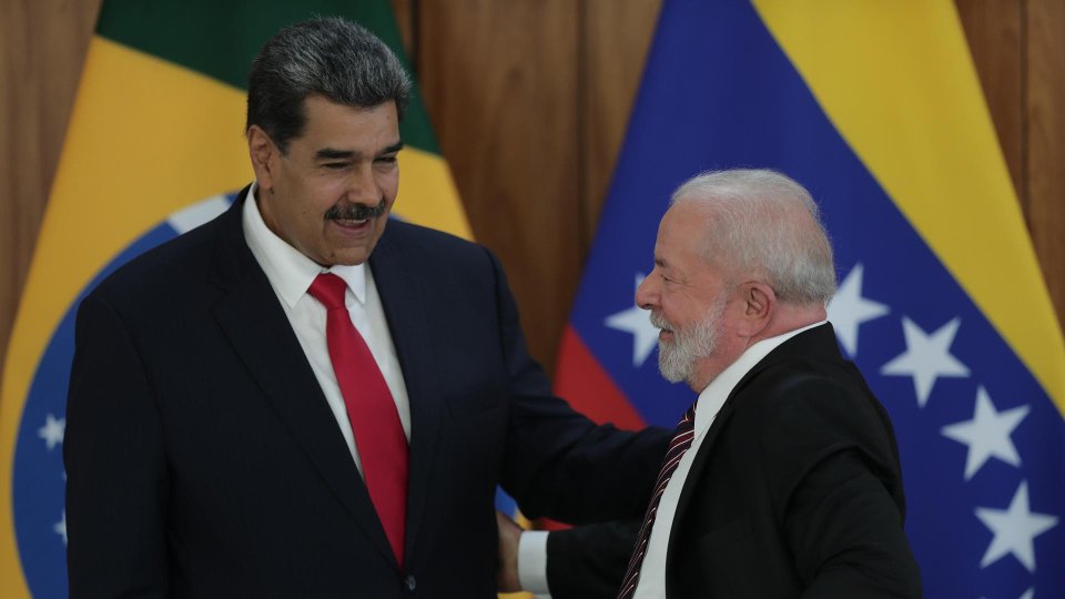 EUA envia navios de guerra ao Caribe para capturar Maduro; comentaristas falam em “venezuelização” do Brasil - Imagem do artigo original