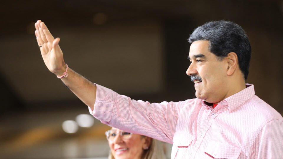 Senador dos EUA ironiza Maduro e menciona recompensa de US$ 50 milhões - Imagem do artigo original