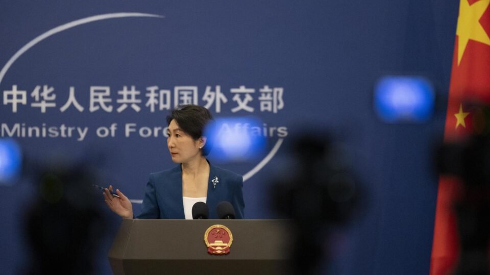 China condena envio de contratorpedeiros dos EUA ao Caribe e fala em violação de soberania da Venezuela - Imagem do artigo original