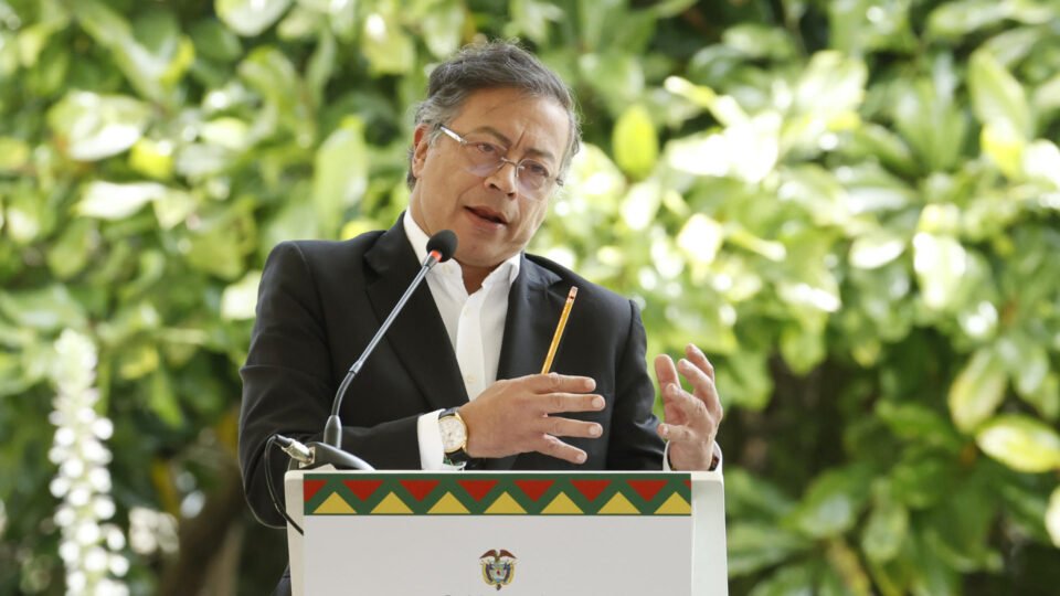 Congresso peruano volta a classificar Gustavo Petro como persona non grata - Imagem do artigo original