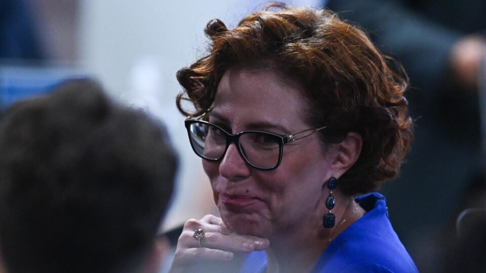 STF impõe 5 anos e 3 meses de prisão a Carla Zambelli e decide pela cassação do mandato - Imagem do artigo original