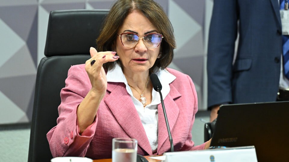 Damares pede que Lula, Dilma, Temer e Bolsonaro falem à CPMI do INSS - Imagem do artigo original