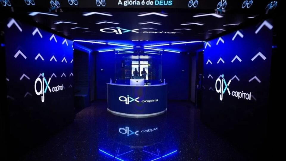 AJX Capital Investimentos lidera ranking GPTW São Paulo 2025 entre pequenas empresas - Imagem do artigo original
