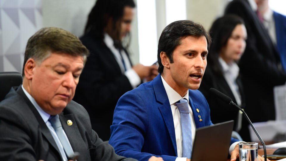 CPMI que apura fraudes no INSS inicia trabalhos sob tensão e mira quatro governos - Imagem do artigo original