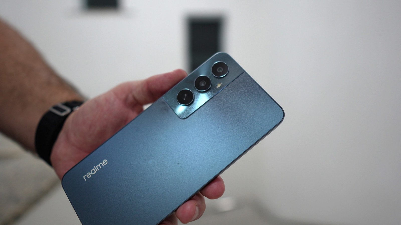 realme C65 com 256 GB cai para R$ 951 na Amazon e pode ser parcelado em 10x sem juros - Imagem do artigo