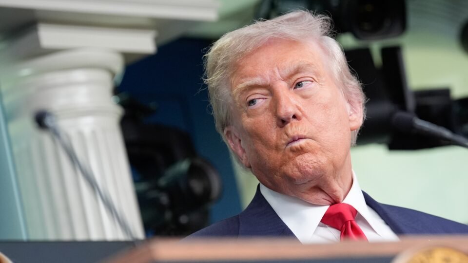 Trump lança último ultimato ao Hamas e cobra liberação de reféns israelenses - Imagem do artigo